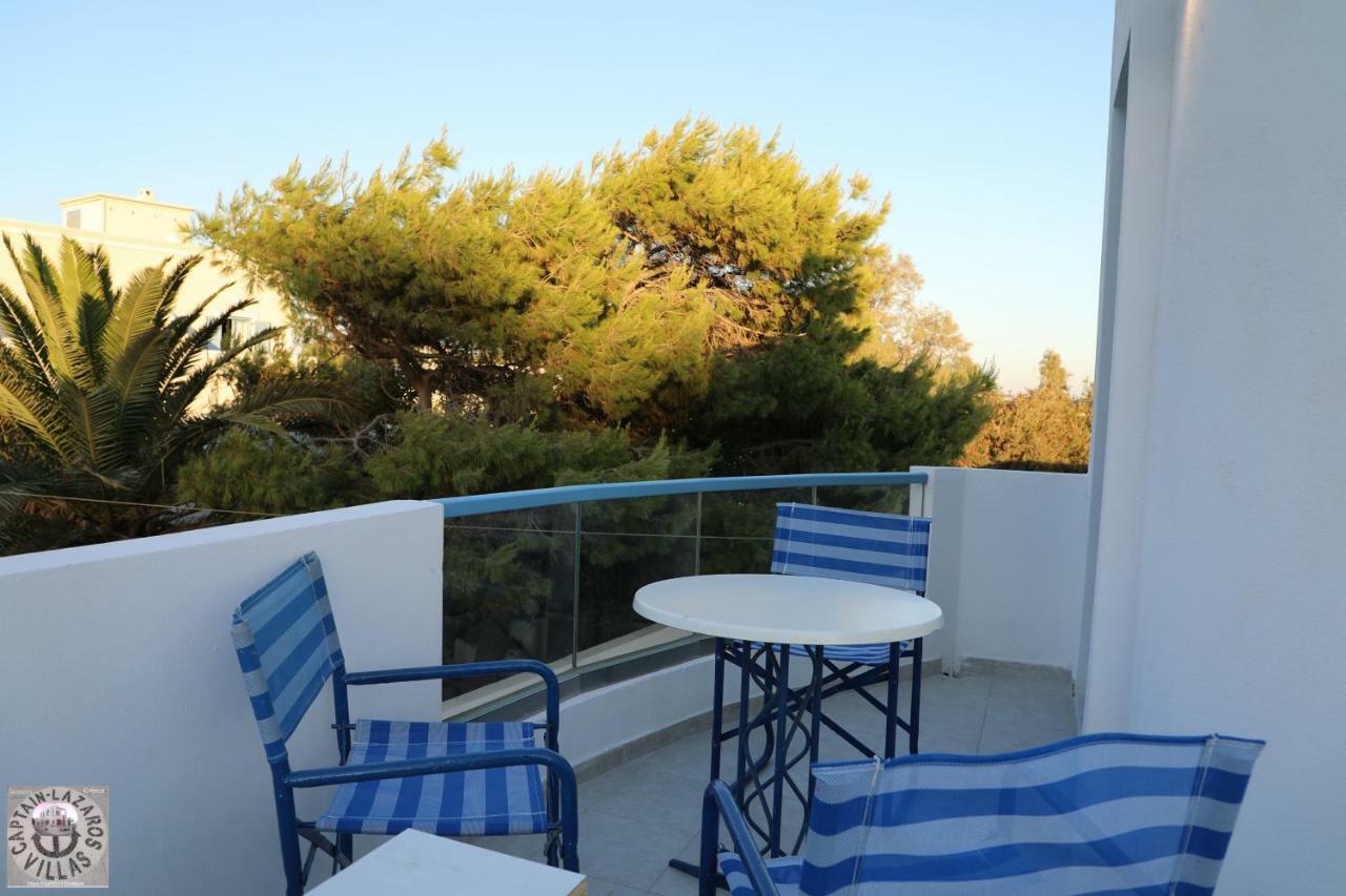 Located By The Sea One Beachfront Private Captain Lazaros Pool Villa With Loft In 750Sqm Spacious Private Plot-Jacuzzi-Sunrelax-Furnished Terace-Gazebo-Private Parking,Sleep 3 Adults And 2 Children, Just Steps From The Black Beach-Seaview Perissa  Bagian luar foto