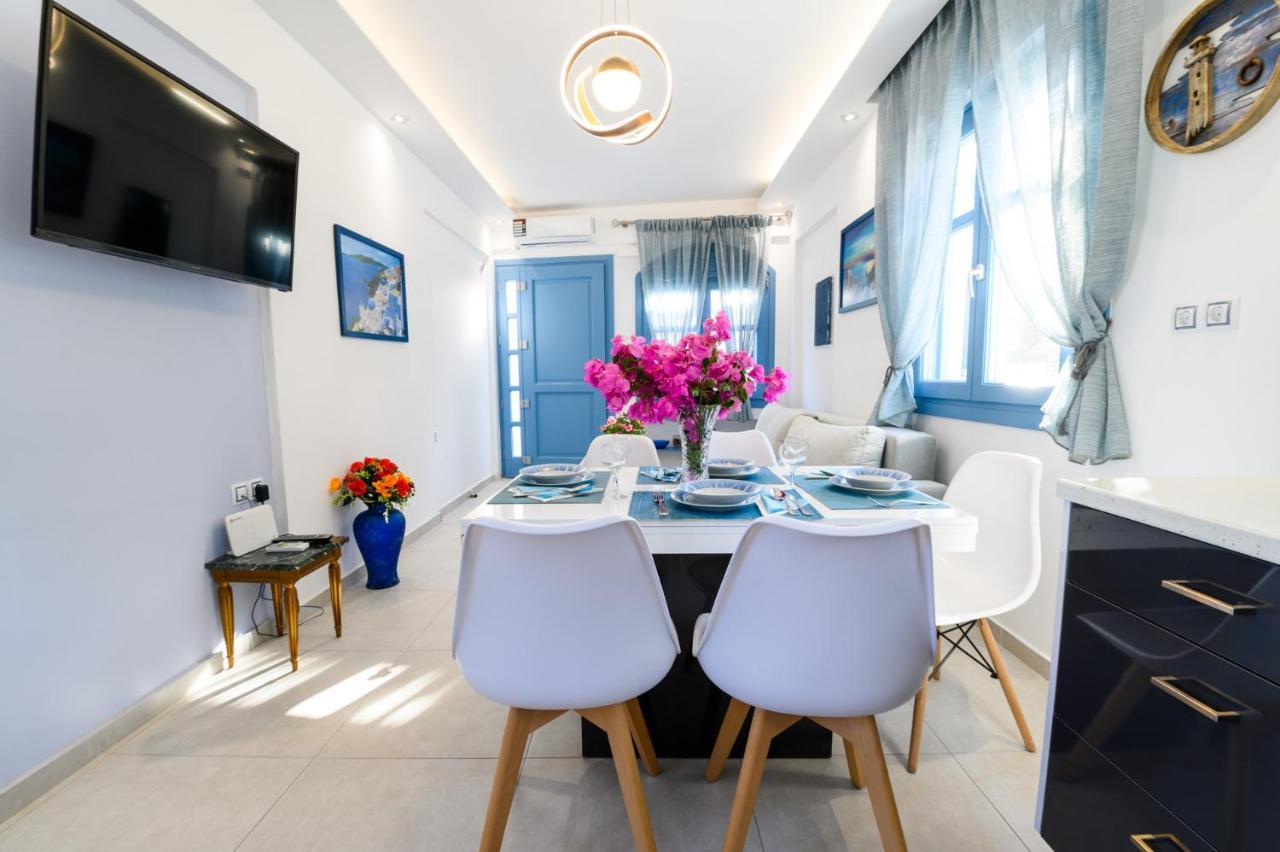 Located By The Sea One Beachfront Private Captain Lazaros Pool Villa With Loft In 750Sqm Spacious Private Plot-Jacuzzi-Sunrelax-Furnished Terace-Gazebo-Private Parking,Sleep 3 Adults And 2 Children, Just Steps From The Black Beach-Seaview Perissa  Bagian luar foto